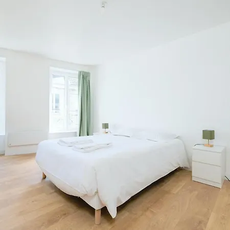 דירה Le Triplex Du Voeu Spacious שרבורג
