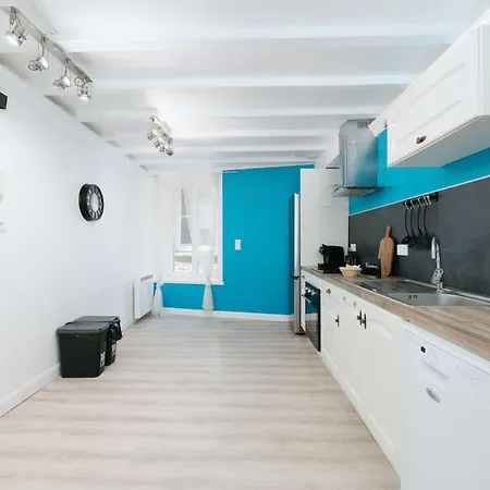דירה Le Triplex Du Voeu Spacious שרבורג